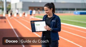 ifemme avec tablette présentant guide du coach iDoceo